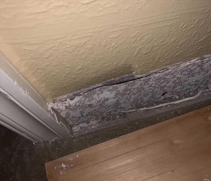Drywall collapsing 